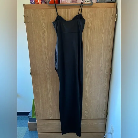 Windsor Black Dress - Picture 3 of 3